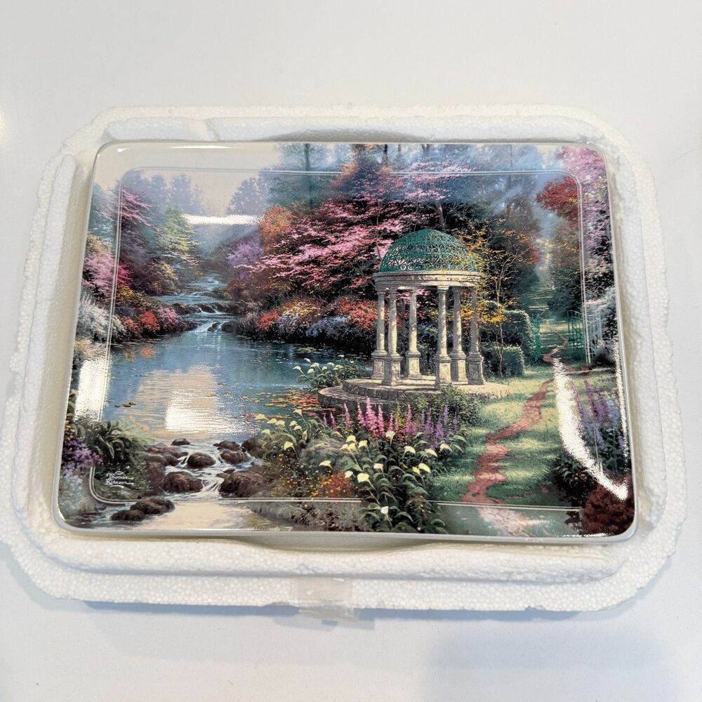 Bradford Exchange Thomas Kinkade Garden of Prayer Masterpiece Collector Plate 98